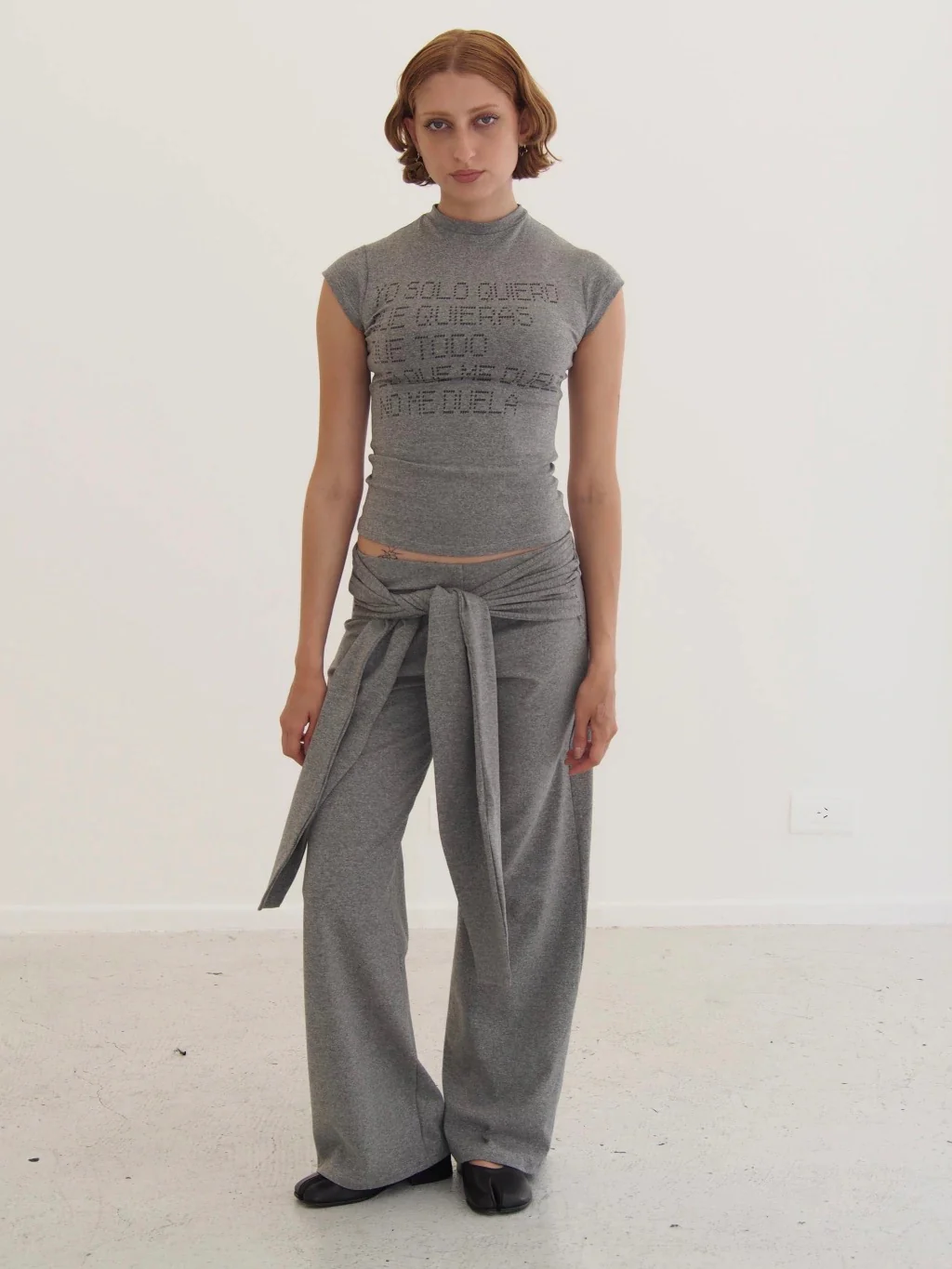 BABY TEE DOLOR - GREY - Image 6