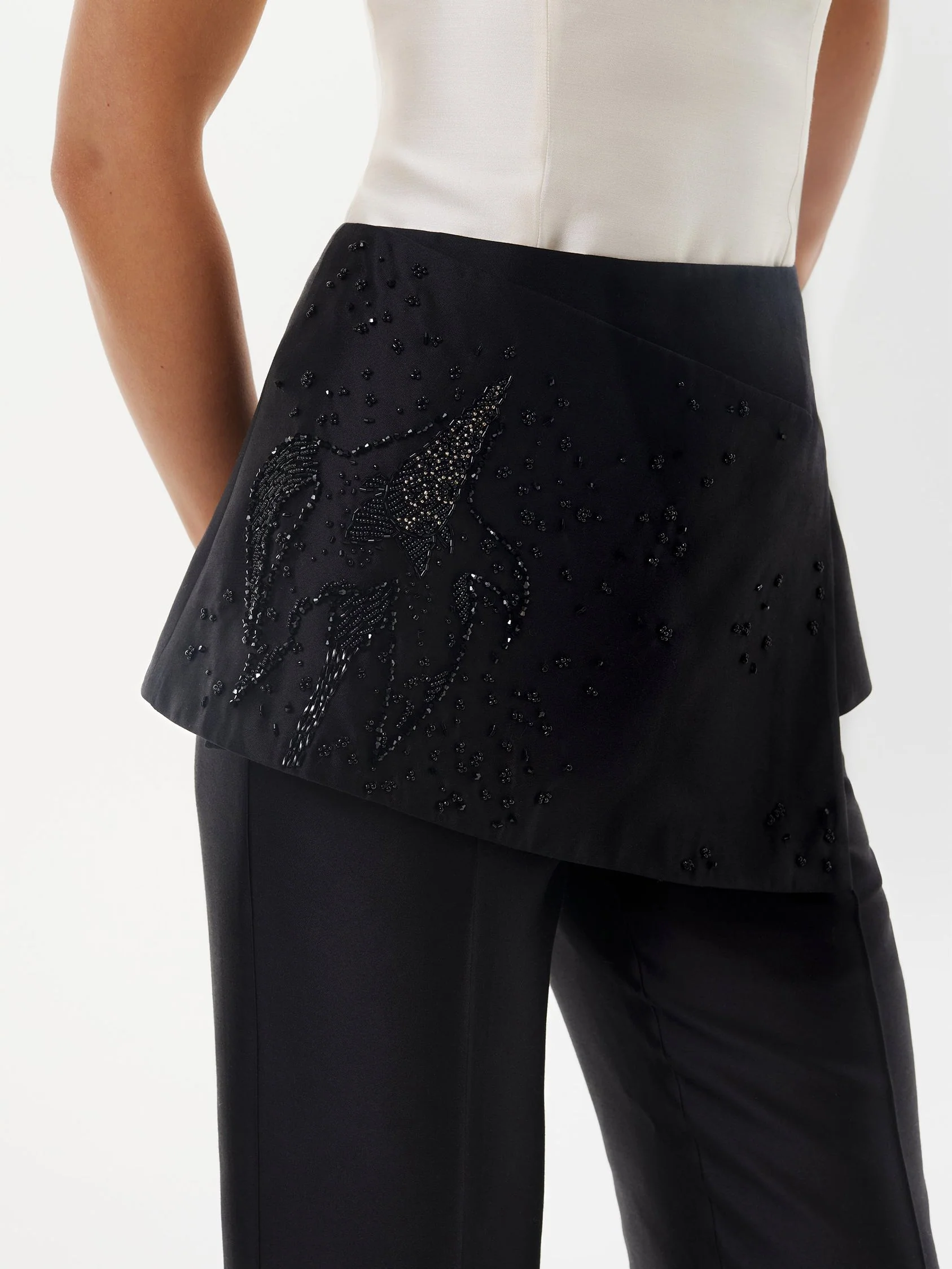 Full Bloom Layering Skirt in Black - Image 5