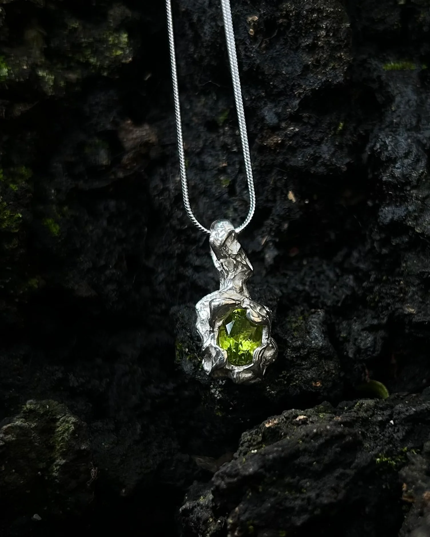 Piedra Necklace (Lime)